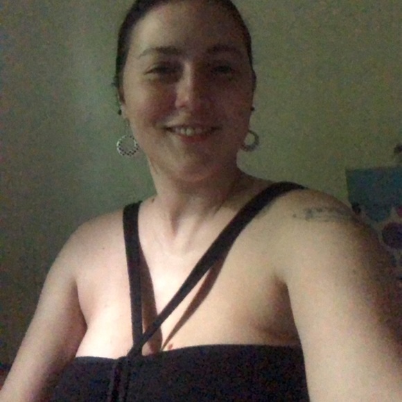 Meet your Posher, Janna - Picture 8 of 16